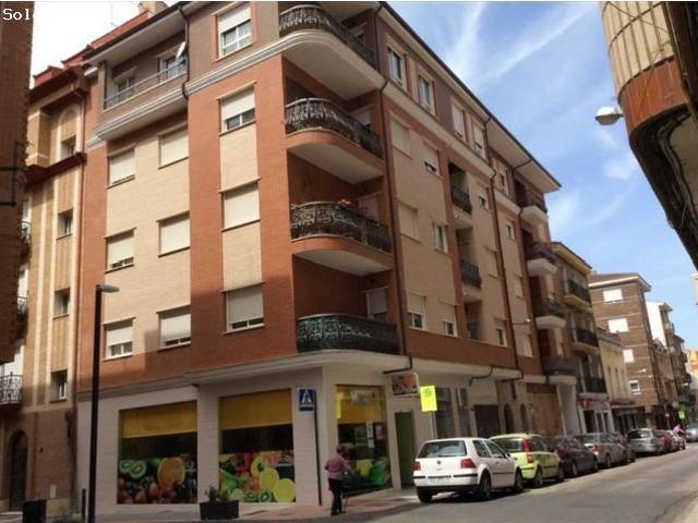 Piso en Venta en Linares de Villafurada, Jaén