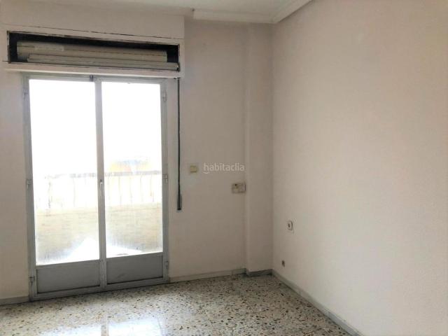 Piso en venta en Linares, Linarejos. Piso en venta en Calle Rio Grande en Linares Jaén. Pisos.