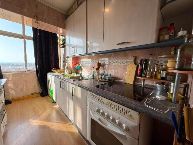 Piso en venta en Linares, Linarejos. Piso en venta en Linares. Pisos.