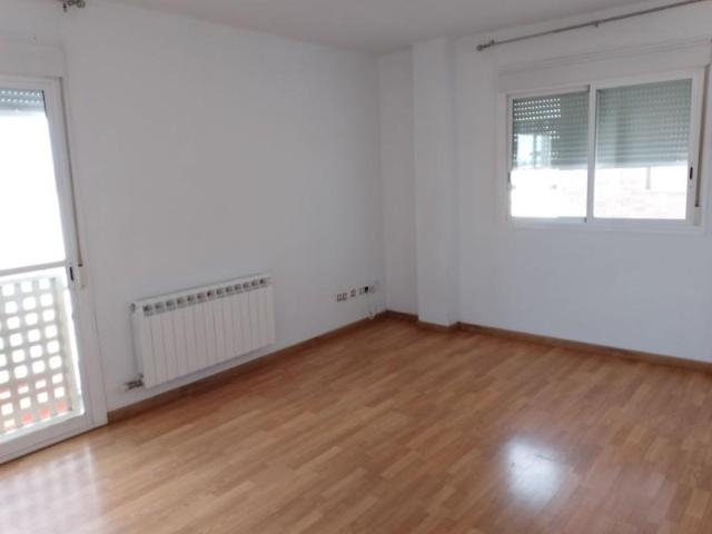 Piso en venta en Linares, Linares
