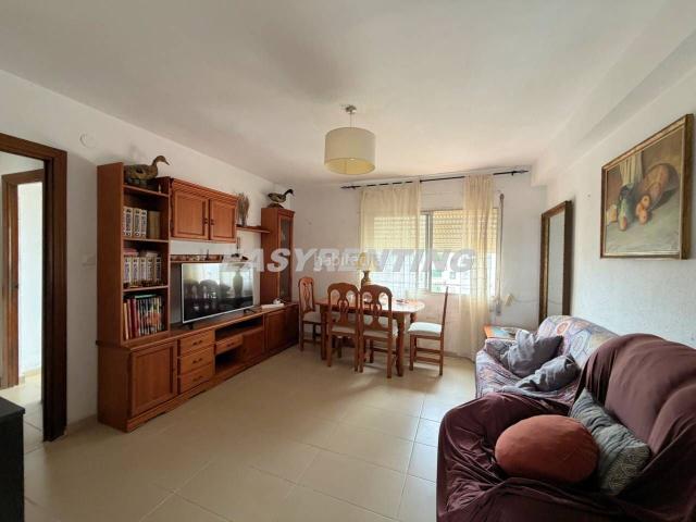 Piso en venta en Línea de la Concepción La, San Pedro Gabriel Miró María Guerrero. PISO DE 3 HABITACIONES CON ASCENSOR EN PLANTA ALTA AVDA. MARIA GUERRERO. Pisos Línea de la Concepción.