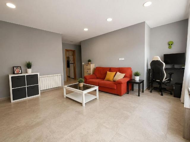 Piso en venta en Llagosta, La, de 55 m² 1 habitación por 180.000