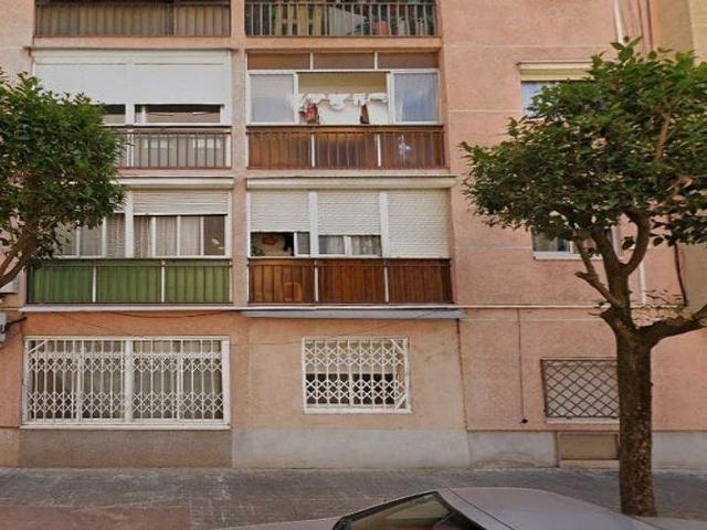 Piso en venta en Llagosta, La, de 66 m² 3 habitaciones por 117.000