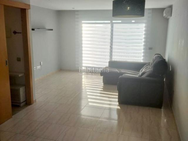 Piso en venta en Llagostera. PI002. Acollidor al sector Ganix de Llagostera. Pisos.
