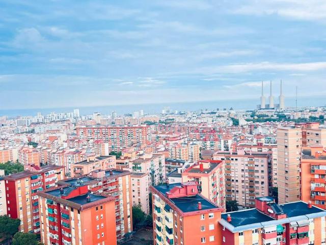 Piso en Venta en Llefià