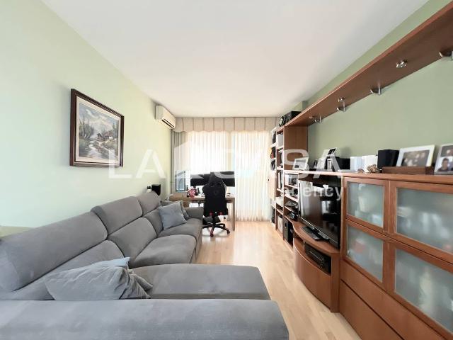 Piso en Venta en Llefià
