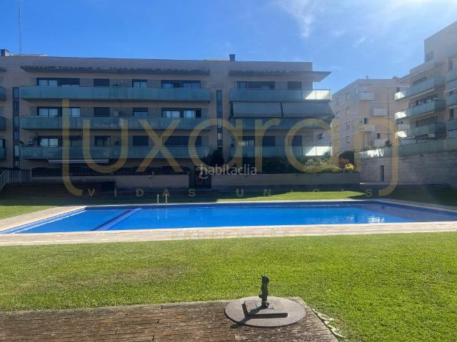 Piso en venta en Lleida, Balàfia. Piso seminuevo con zona comunitaria. Pisos.