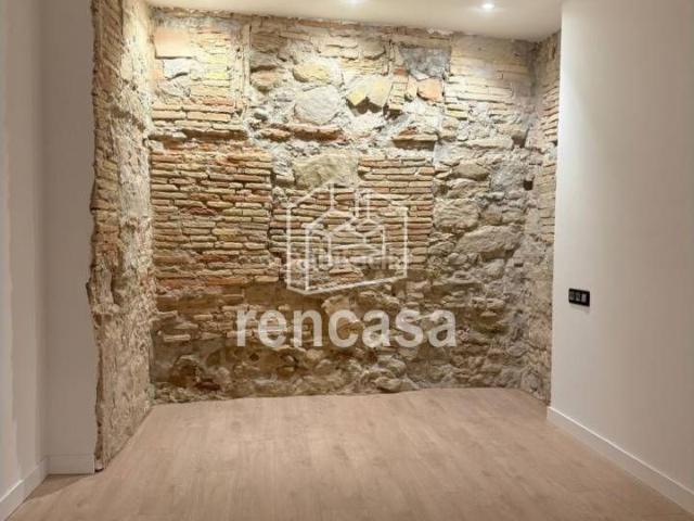 Piso en venta en Lleida, Centre Històric. Edifici LEYDA Obra nueva en edificio histórico rehabilitado. Pisos.