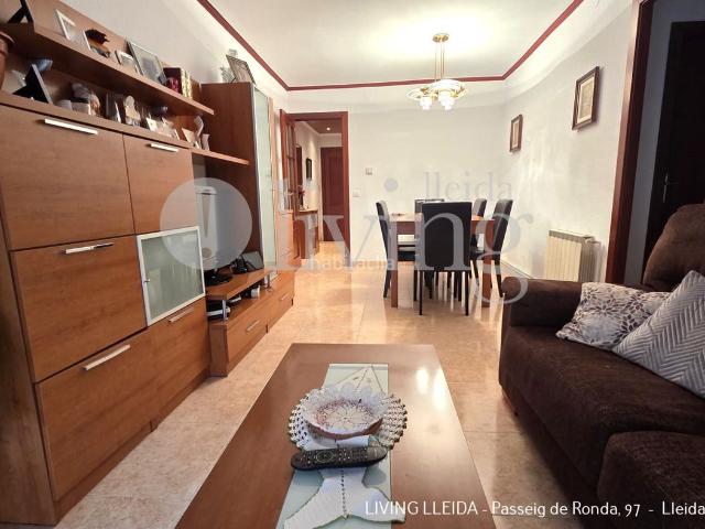 Piso en venta en Lleida, Instituts Universitat. Pisos.