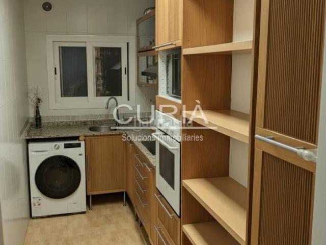 Piso en venta en Lleida, La Bordeta. GRAN OPORTUNIDAD ! PISO EN CAPPONT PARA ENTRAR A VIVIR. Pisos.