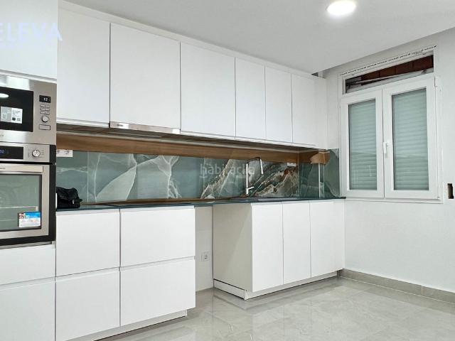 Piso en venta en Lleida, Mariola. Piso reformado a estrenar en Joc de la Bola Listo para entrar a vivir!. Pisos.