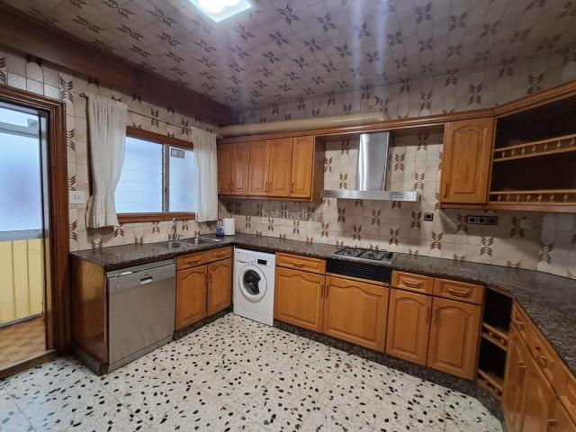 Piso en venta en Lleida, Príncep de Viana Clot Xalets Humbert Torres. Cerca del Colegio LEstonac. Pisos.