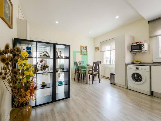 Piso en Venta en Lloreda