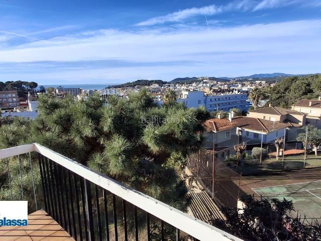 Piso en venta en Lloret de Mar, Centre Costa Brava. IMPRESIONANTES VISTAS AL MAR Y TODO LLORET. Pisos Lloret de.