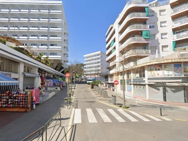 Piso en venta en Lloret de Mar, Centre Costa Brava. Piso en venta en Lloret de Mar Girona. Sin posesión No visitable. Pisos Lloret de.