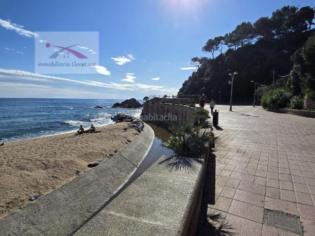 Piso en venta en Lloret de Mar, El Molí El Rieral Costa Brava. PISO en RiERAL 116m2. Vistas despejadas. Posibilidad de 2 parkings trastero. Precio del conjunto NEGOCIABLE!. Pisos Lloret de.