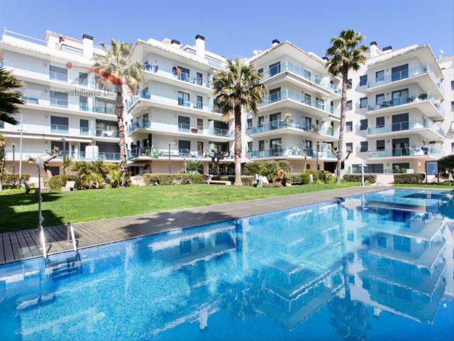 Piso en venta en Lloret de Mar, Fenals Costa Brava. GRAN OPORTUNIDAD LICENCIA TURISTICA. Pisos Lloret de.
