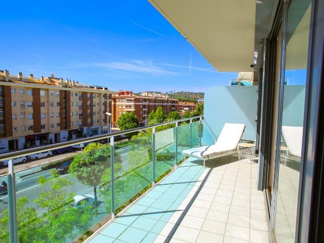 Piso en venta en Lloret de Mar, Fenals Costa Brava. INVERSIÓN PREMIUM EN FENALS COSTA BRAVA. Pisos Lloret de.