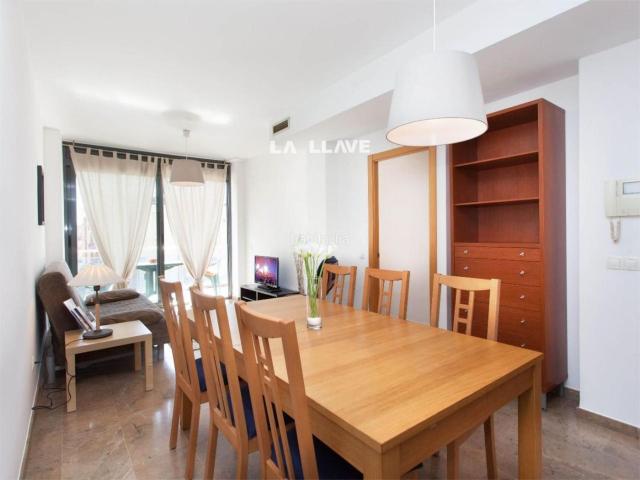 Piso en venta en Lloret de Mar, Fenals Costa Brava. Piso en Fenals 4 hab y 2 baños con LICENCIA TURISTICA para 8p. Pisos Lloret de.