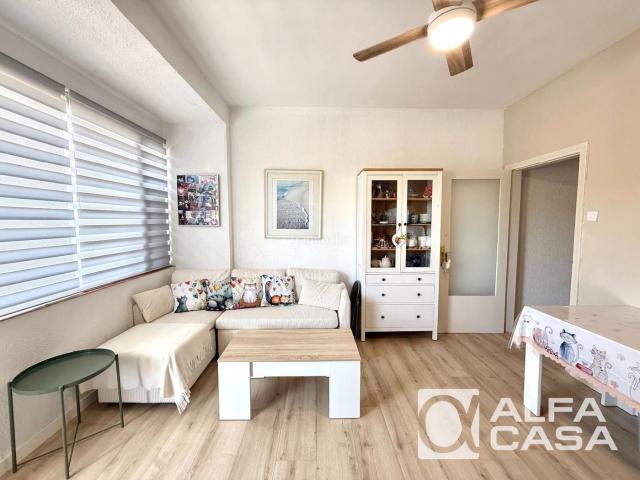 Piso en venta en Lloret de Mar, Fenals Costa Brava. Piso en venta Fenals 2 habitaciones y 450 m del mar. Pisos Lloret de.