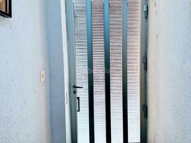 Piso en venta en Llosa de Ranes. Amplia vivienda de 152 m2 con cuatro dormitorios y terraza en el centro de La Llosa de Ranes. Pisos Llosa de.