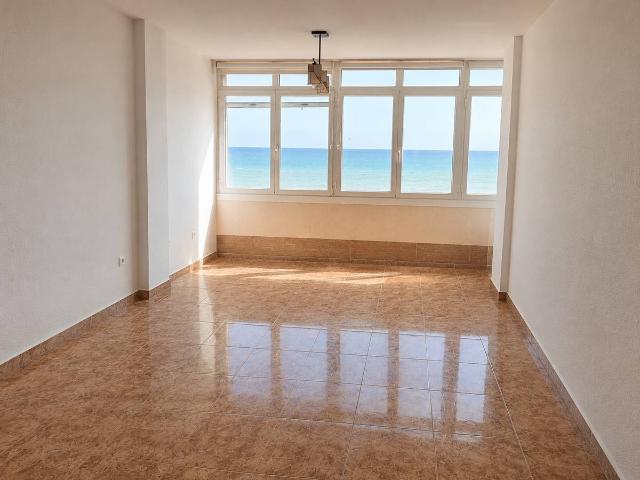 Piso en Venta en Lluminetes