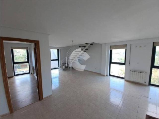 Piso en Venta en Lobios