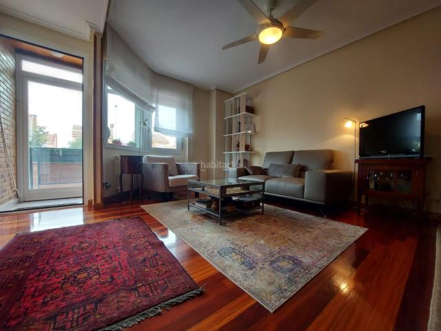 Piso en venta en Logroño, Avenida Madrid. Exclusivo Apartamento con Plaza de Garaje, Trastero polivalente y otro Trastero adicional, en Logroño. Pisos.