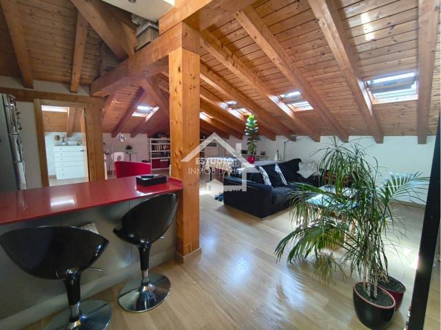 Piso en venta en Logroño, Casco Antiguo. ESPECTACULAR ESTUDIO LOFT en el centro de Logroño. Pisos.