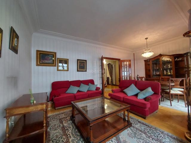 Piso en venta en Logroño, Gran Via. Magnífica Oportunidad de Adquirir un Piso en el Corazón de Logroño. Pisos.