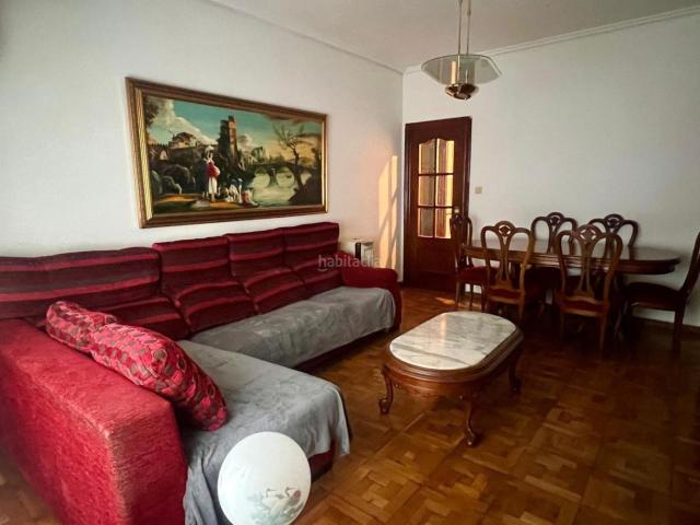 Piso en venta en Logroño, Gran Via. ocasion y novedad en calle saturnino ulargui en calle peatonal al lado de gran via les presentamos esta vivienda muy luminosa y co. Pisos.