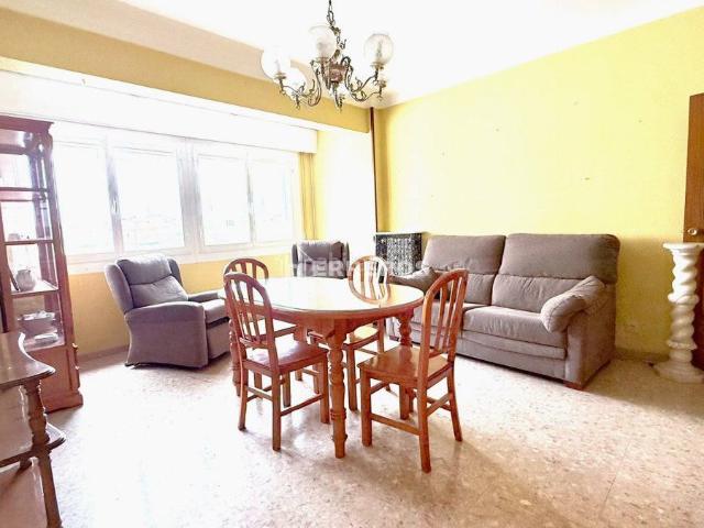 Piso en venta en Logroño, Gran Via. Piso en venta en Centro, 3 dormitorios. Pisos.