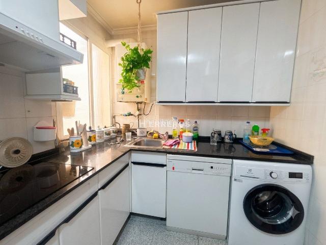 Piso en venta en Logroño, Gran Via. Piso en venta en Perez Galdos, 3 dormitorios. Pisos.