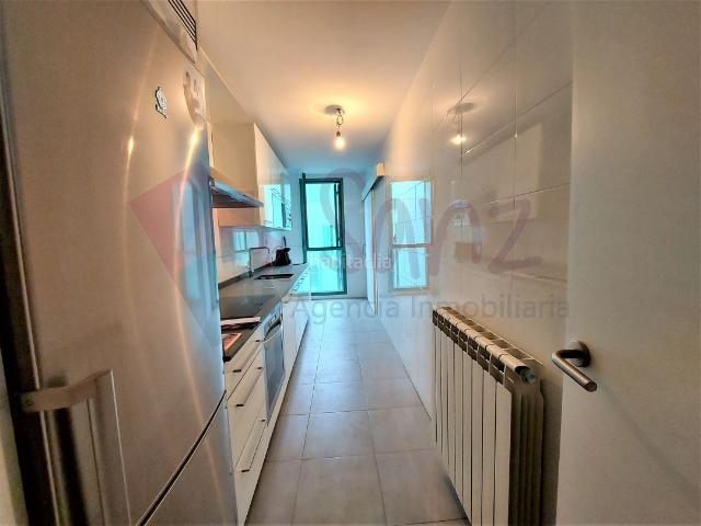 Piso en venta en Logroño, La Cava Fardachón. OPORTUNIDAD EN SANZ. Piso de tres dormitorios a estrenar con garaje, trastero y zona verde con piscina. Pisos.