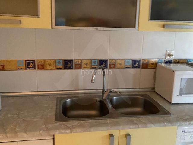 Piso en venta en Logroño, La Cava Fardachón. Quieres vivir en la zona de La Cava? Te gustaría poder disfrutar de los veranos en tu piscina? La habitación principal es tipo su. Pisos.