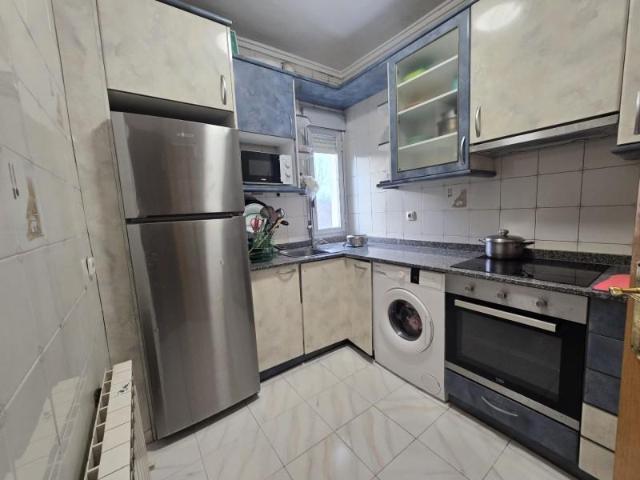 Piso en venta en Logroño, San millán universidad