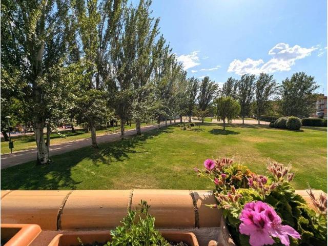 Piso en Venta en Logroño