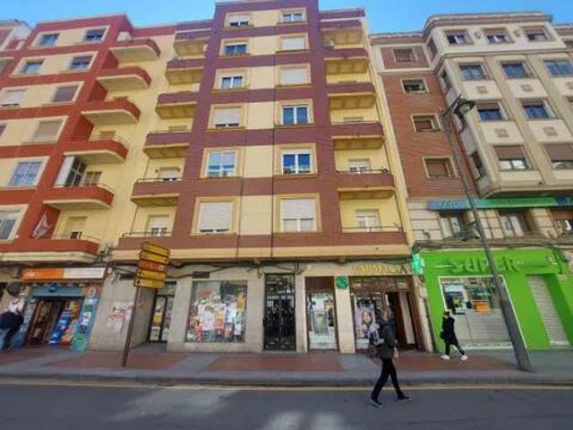 Piso en Venta en Logroño