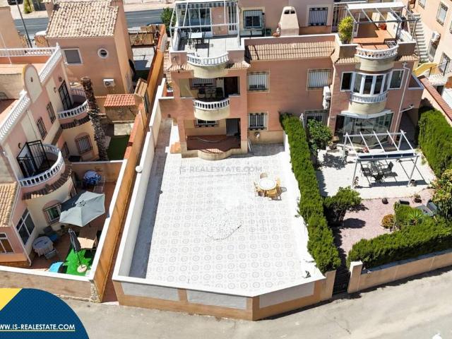 Piso en Venta en Lomas de Cabo Roig Los Dolses