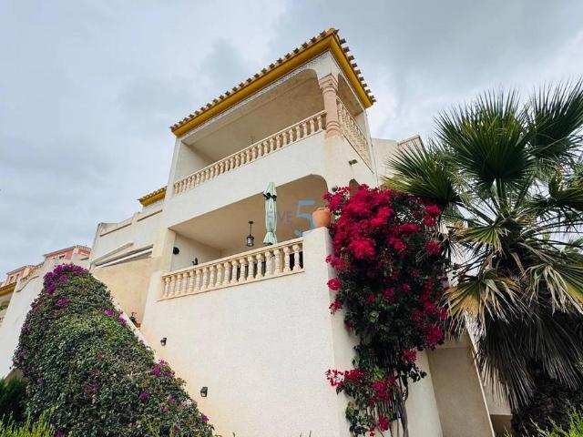 Piso en Venta en Lomas de Campoamor Las Ramblas