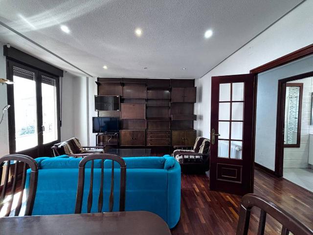 Piso en Venta en Los Vadillos R. Sanitaria Pozanos