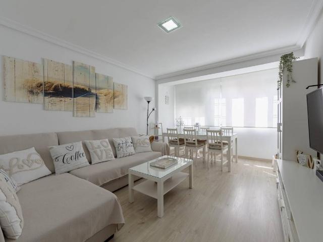 Piso en Venta en Los Ángeles Cruz de Caravaca