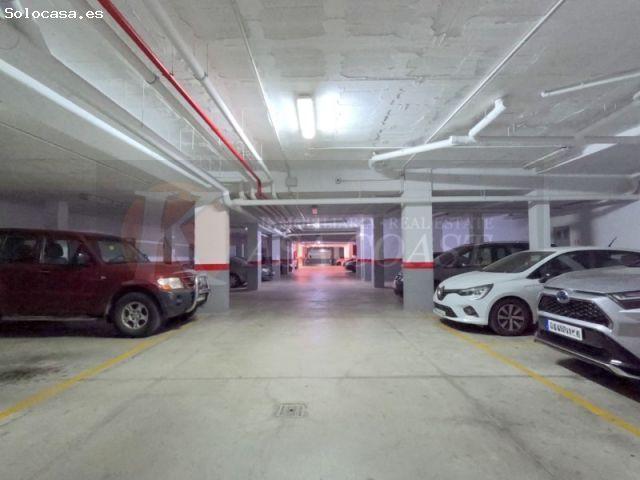 Piso en venta en Los Boliches, Fuengirola | Con garaje y trastero incluidos
