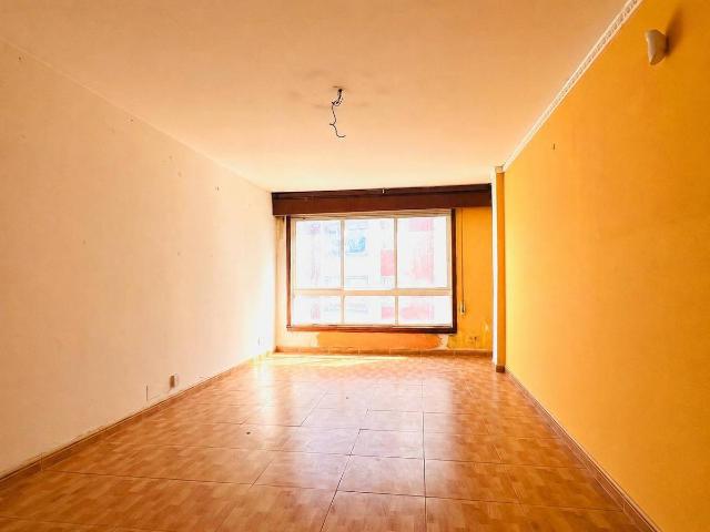 Piso en Venta en Los Castros Castrillón