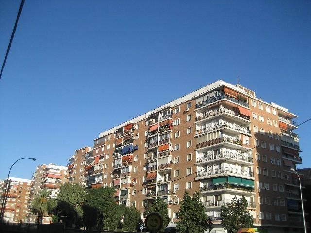 Piso en Venta en Los Guindos Parque Mediterráneo Santa Paula