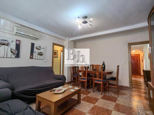 Piso en Venta en Los Guindos Parque Mediterráneo Santa Paula