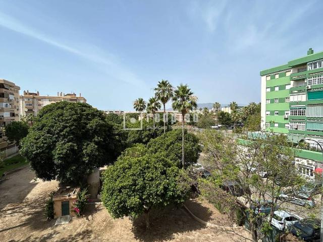 Piso en Venta en Los Guindos Parque Mediterráneo Santa Paula