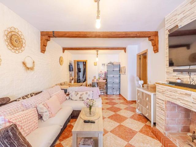 Piso en Venta en Los Guindos Parque Mediterráneo Santa Paula