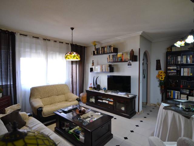 Piso en Venta en Los Pinos El Pilar