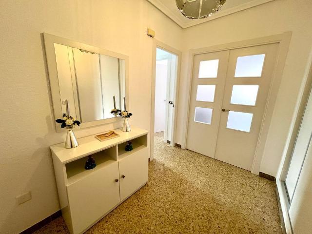 Piso en Venta en Los Pinos El Pilar